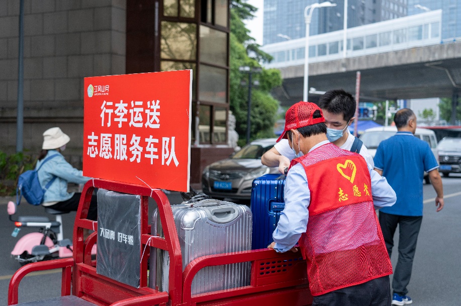 中科大22级研究生新生报到图片12.jpeg