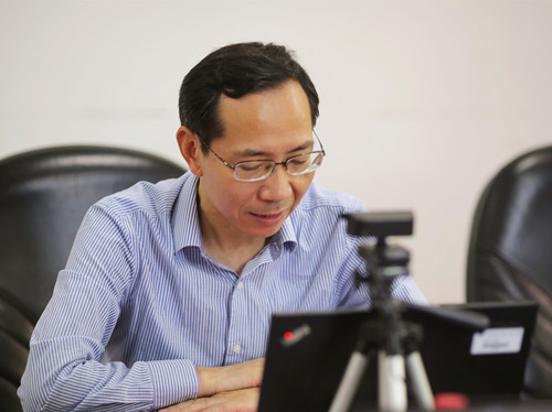 1.杨金龙副校长致辞.jpg