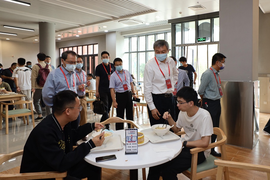 中科大22级研究生新生报到图片10.jpg
